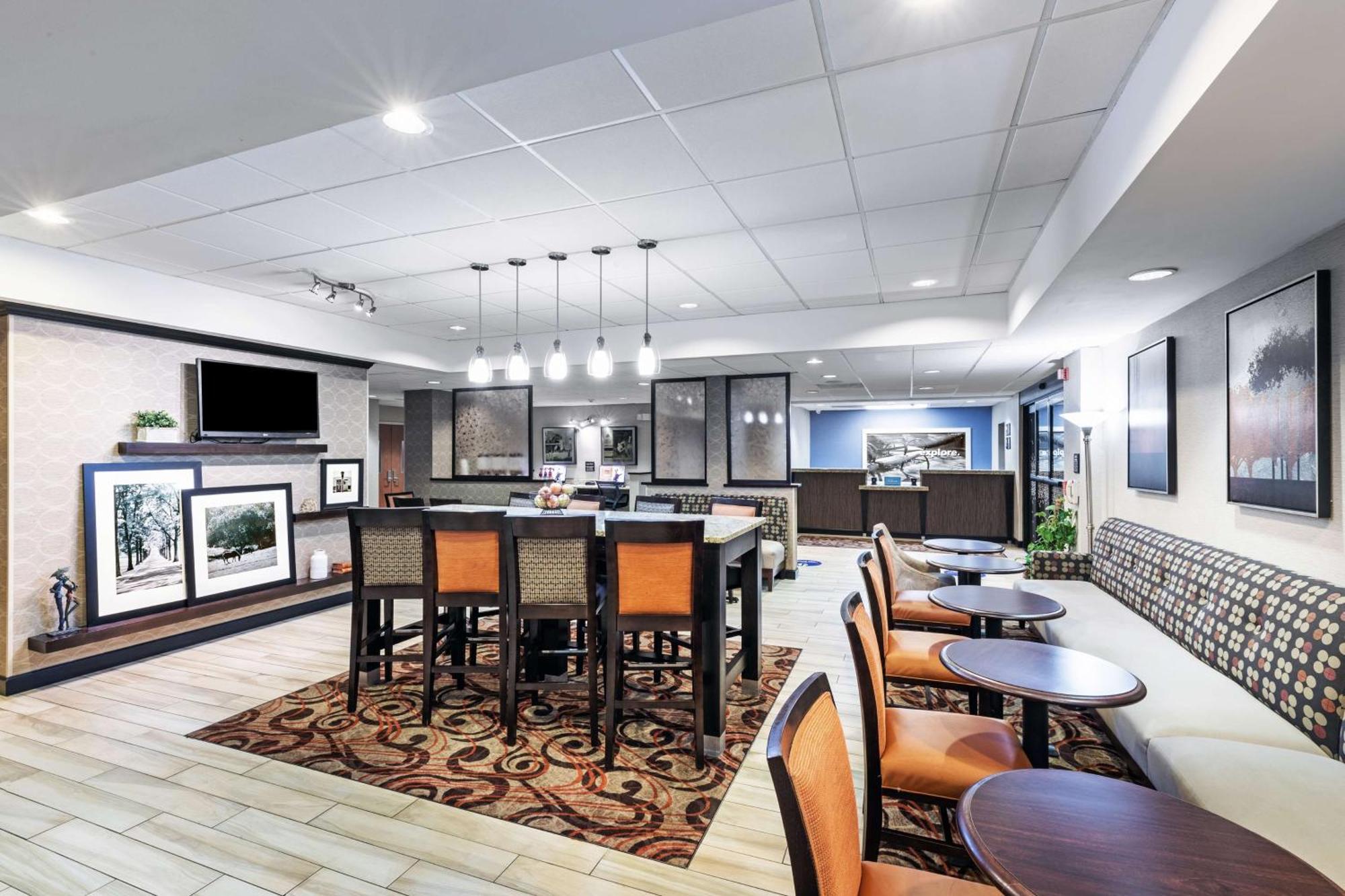 Hampton Inn Aiken Exterior photo