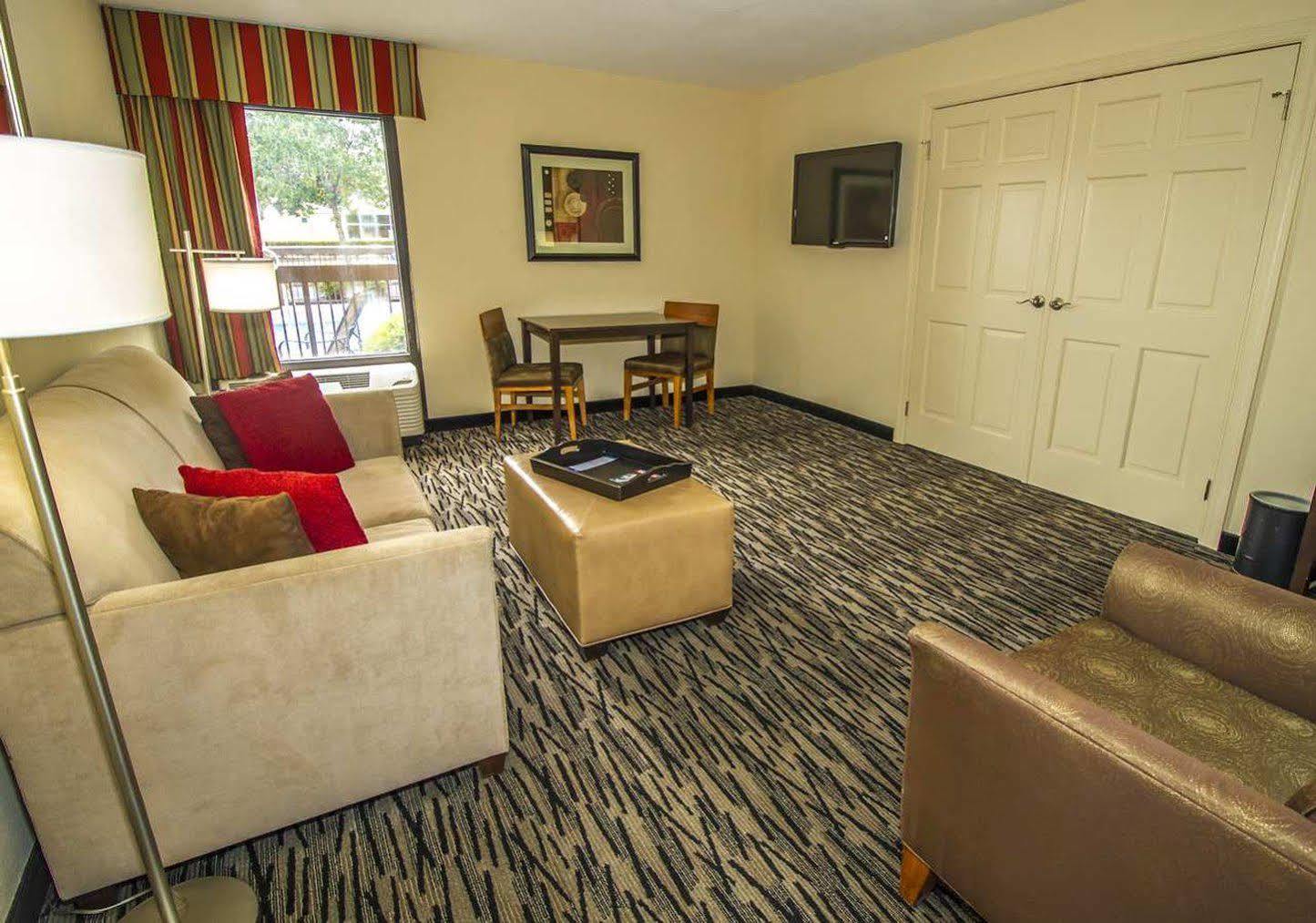 Hampton Inn Aiken Exterior photo