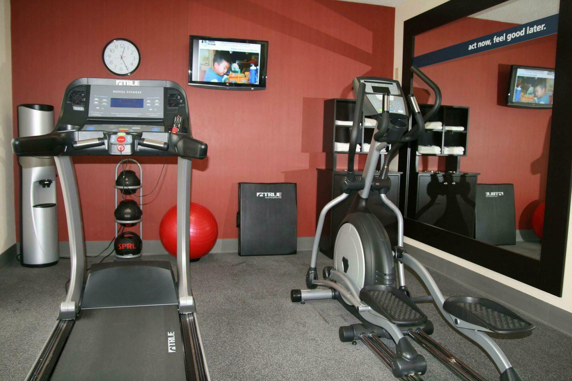 Hampton Inn Aiken Facilities photo